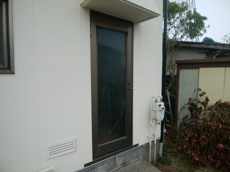 【LIXILリシェント勝手口ドアJ型】下妻市の工事事例