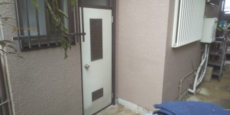リフォーム前の勝手口ドア