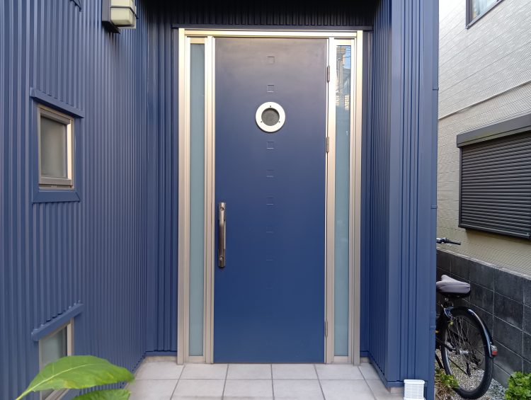 費用を抑えて交換した防火ドアの事例　before