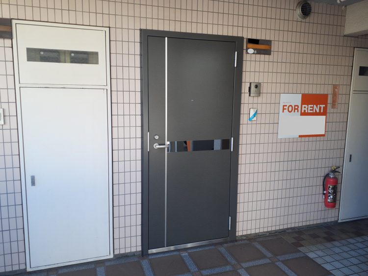 YKK APの集合住宅に向けたリフォーム用玄関ドア