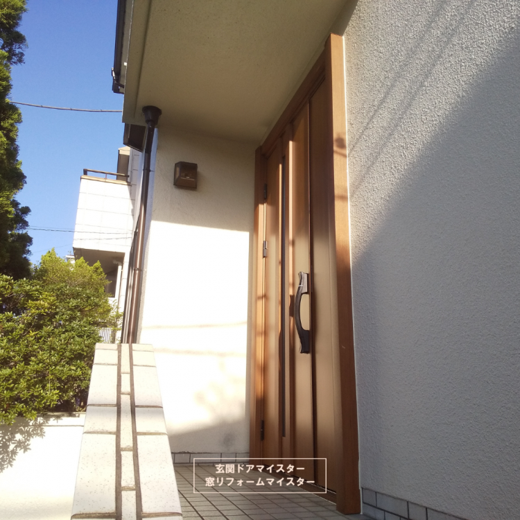 大田区の玄関ドアリフォームビフォーアフター【YKKAPドアリモ】