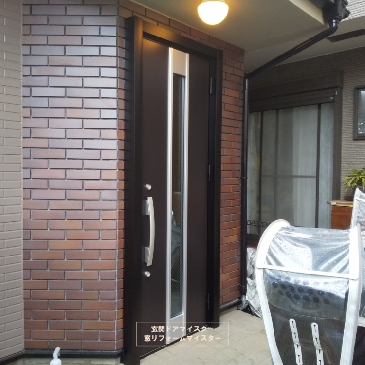 府中市の玄関ドアリフォームビフォーアフター【LIXILリシェント】