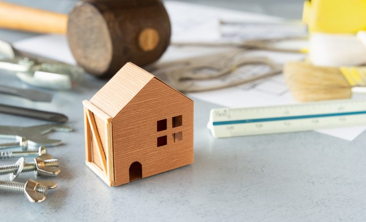 窓の断熱ガラスの費用と補助金について