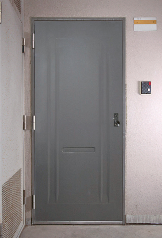 玄関ドアが寒い原因は隙間風！ふさぎ対策を紹介 玄関ドアリフォームの玄関ドアマイスター