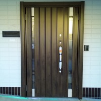 親子ドアの親ドアが狭いので広くした玄関ドアリフォーム事例|LIXILリシェントB61型|取手市
