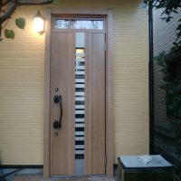 ランマの無いドアをランマ付きのドアにリフォーム【LIXILリシェントG82型】千葉県松戸市の工事事例