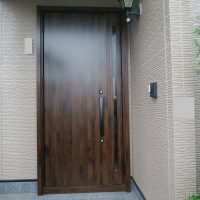 立山アルミの玄関ドアをカードキー付きのドアにリフォーム【LIXILリシェントM17型】千葉県成田市