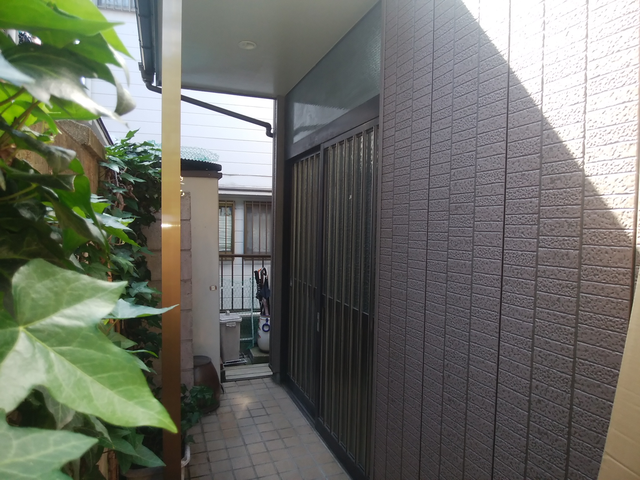 ダイワハウスの玄関引戸をリフォーム Lixilリシェント14型 千葉県松戸市の工事事例 玄関ドアのリフォームなら玄関ドアマイスターへお任せください