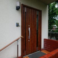 文化シャッターの玄関ドアをリフォーム【LIXILリシェントP77型】東京都足立区