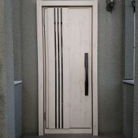 外壁塗装をする前に玄関ドアを交換【LIXILリシェントM83型】神栖市の工事事例