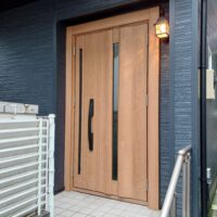 住友林業の防火戸を1日で断熱スマートキーのドアへ！東京都の補助金活用事例｜LIXILリシェント【品川区の事例】