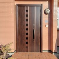 スマホをリモコンにできます！Familockのドア