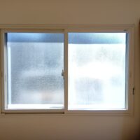 泥棒は窓から入ってきます！対策は補助金を使って内窓が有効なんです