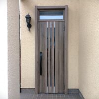 希少色ラフアンバーエルムのドア！他と違うカラーをお探しの方におすすめです