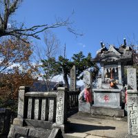 三峰神社の奥ノ院に行ってきました