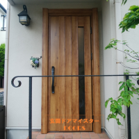 三井ホームの玄関ドアを風が通せるドアに【YKKAPドアリモN05T】千葉市の工事事例