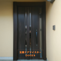 住友林業の2世帯住宅で玄関ドアをリフォームしました【LIXILリシェントG15型】中野区の工事事例
