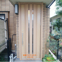 YAMAHAの玄関ドアが色あせてしまったら・・・【YKKAPドアリモC05】狛江市の工事事例