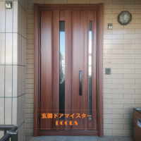 親子ドアなら親ドアの幅を広くできます【YKKAPドアリモC04T】川崎市の工事事例